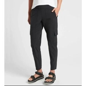 Athleta Womens S75303 Chelsea Cargo Pants Womens Sz 10 Black Hiking Outdoor